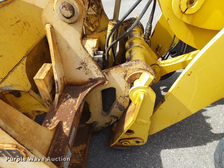 image for item L2666 2004 New Holland LW110B wheel loader