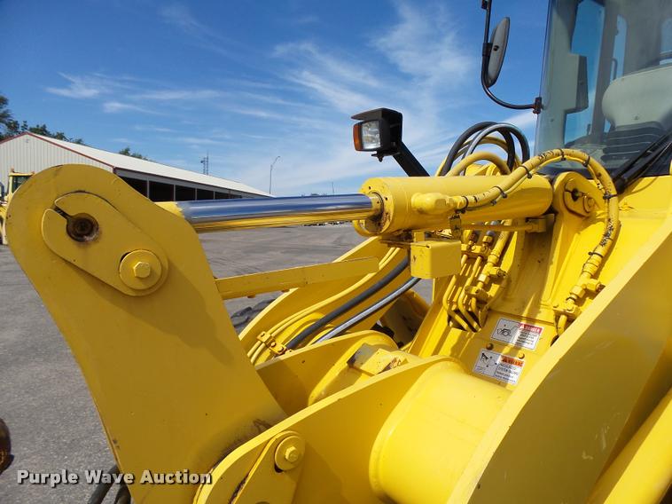 image for item L2666 2004 New Holland LW110B wheel loader