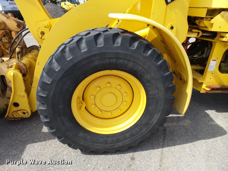 image for item L2666 2004 New Holland LW110B wheel loader