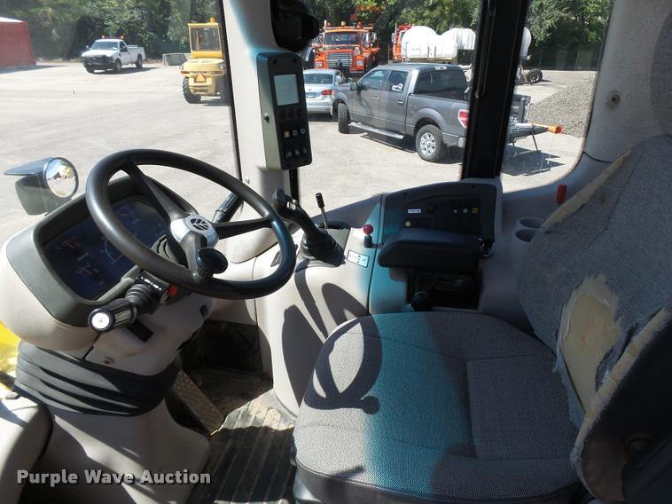 image for item L2667 2004 New Holland LW110B wheel loader