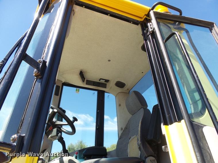 image for item L2667 2004 New Holland LW110B wheel loader