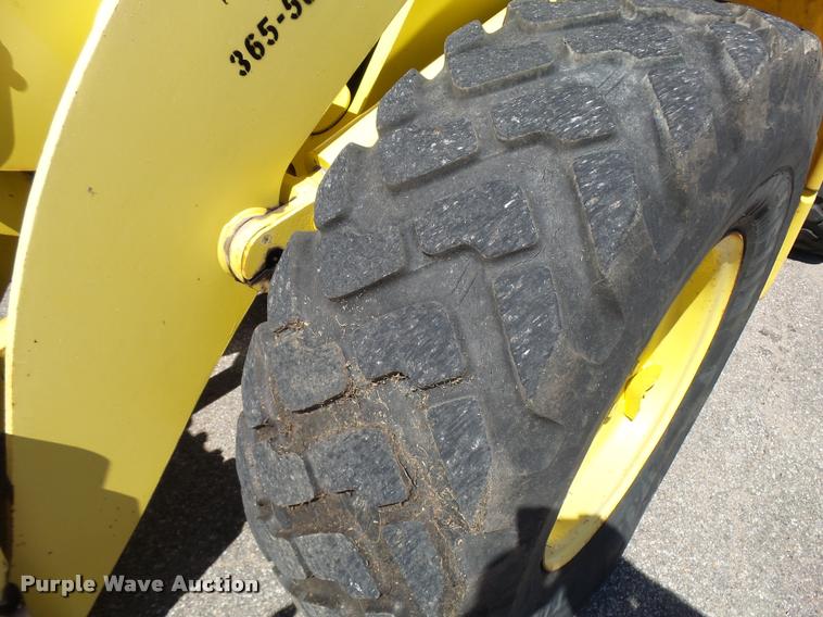 image for item L2667 2004 New Holland LW110B wheel loader