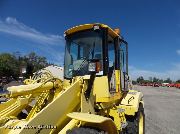 image for item L2667 2004 New Holland LW110B wheel loader