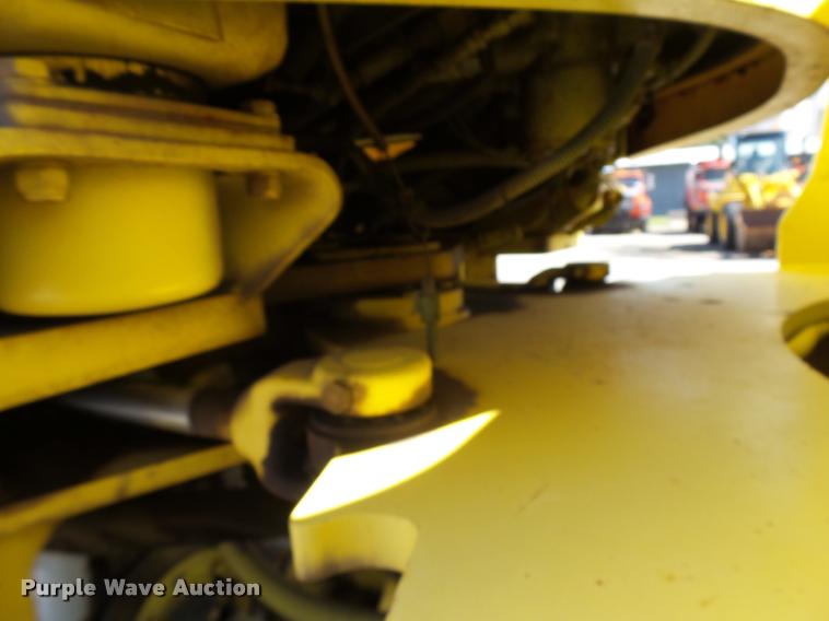 image for item L2667 2004 New Holland LW110B wheel loader