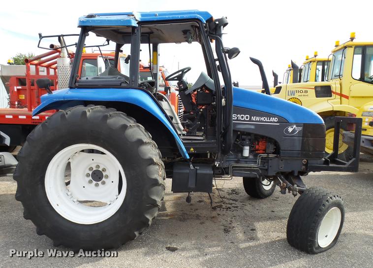 image for item L2668 2002 New Holland TS100 tractor