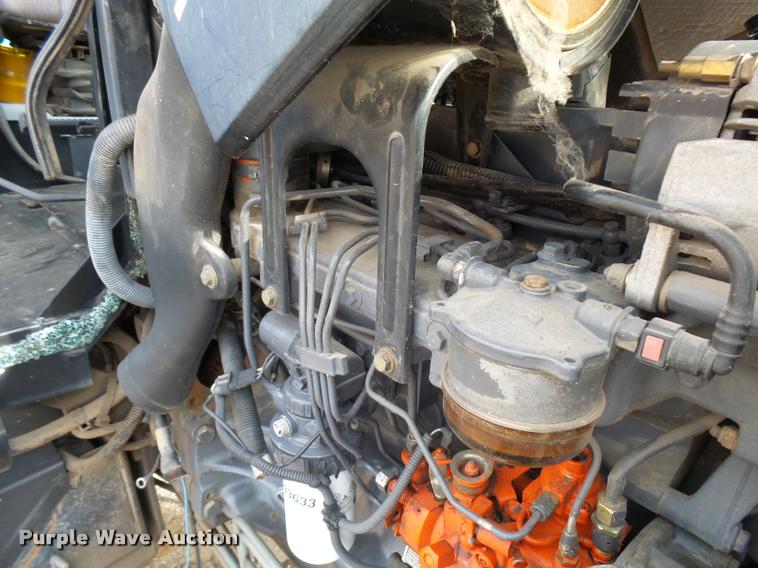 image for item L2668 2002 New Holland TS100 tractor