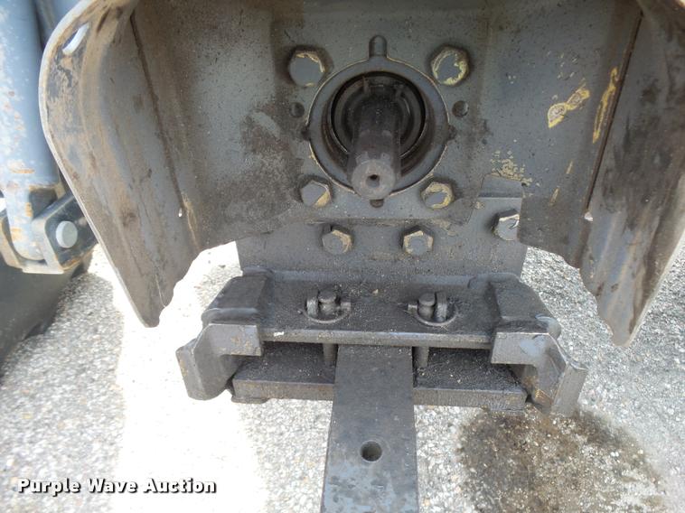 image for item L2668 2002 New Holland TS100 tractor