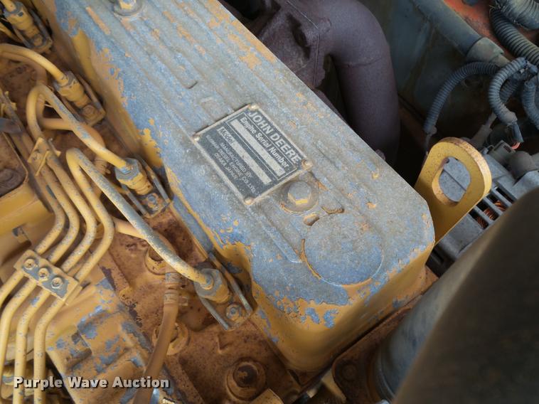 image for item L2670 1998 John Deere 244H wheel loader