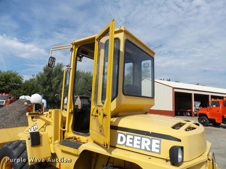 image for item L2670 1998 John Deere 244H wheel loader