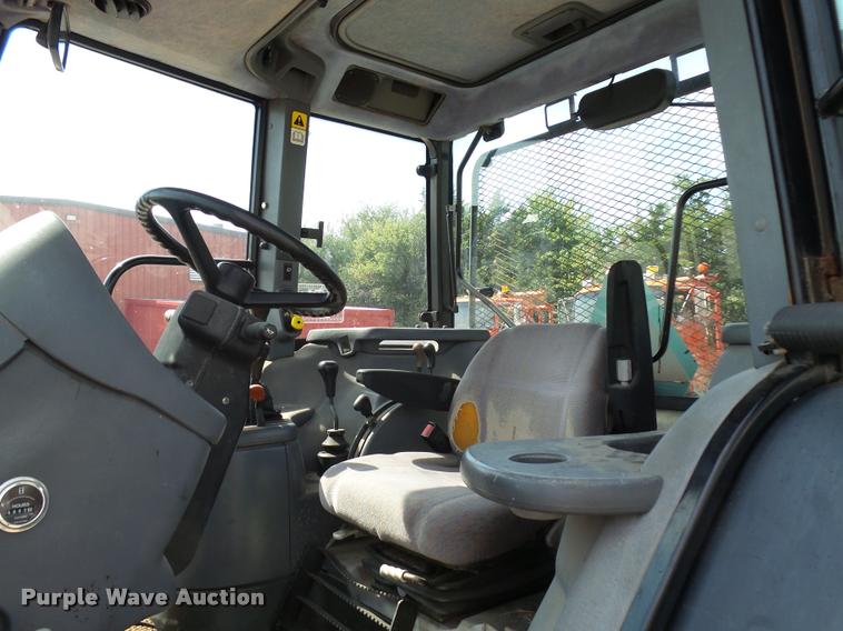 image for item L2671 1999 New Holland TS100 tractor