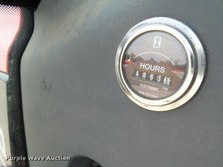 image for item L2671 1999 New Holland TS100 tractor