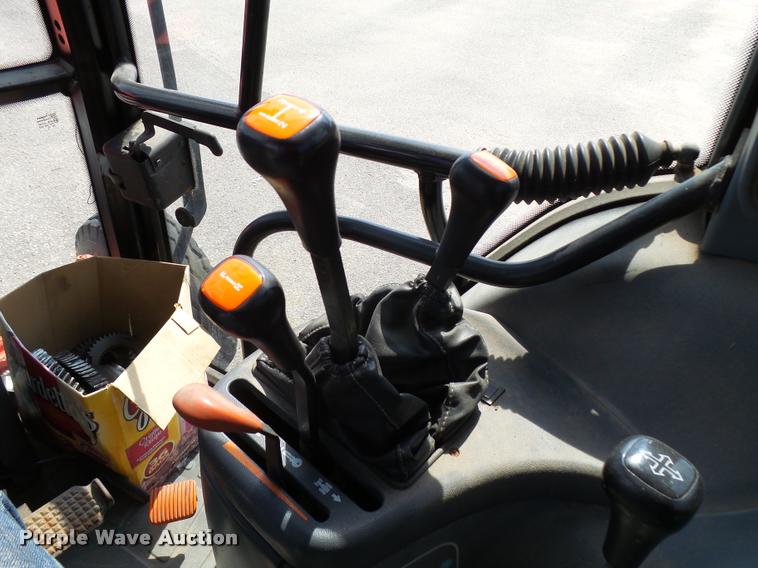 image for item L2671 1999 New Holland TS100 tractor