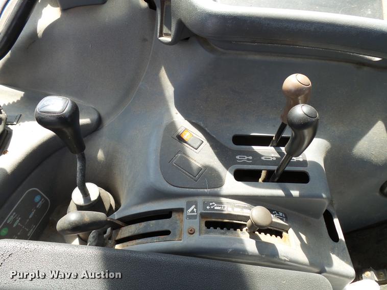 image for item L2671 1999 New Holland TS100 tractor