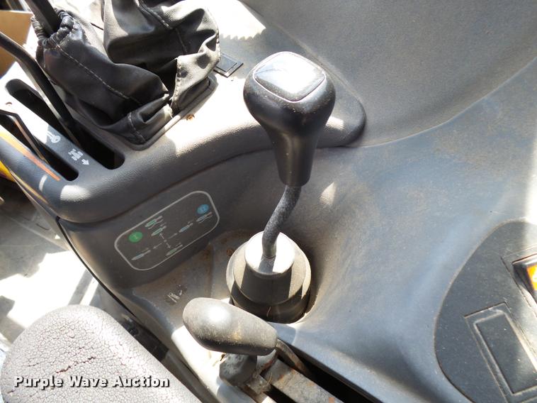 image for item L2671 1999 New Holland TS100 tractor