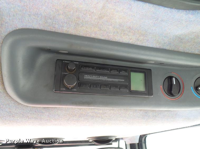 image for item L2671 1999 New Holland TS100 tractor