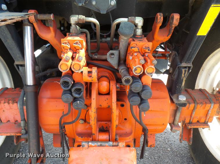 image for item L2671 1999 New Holland TS100 tractor