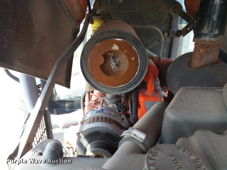 image for item L2671 1999 New Holland TS100 tractor