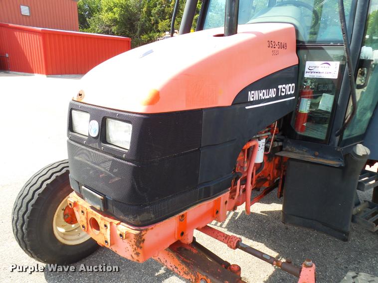 image for item L2671 1999 New Holland TS100 tractor