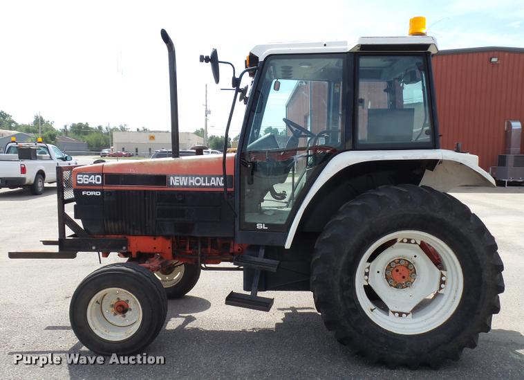 image for item L2672 1997 New Holland 5640SL tractor