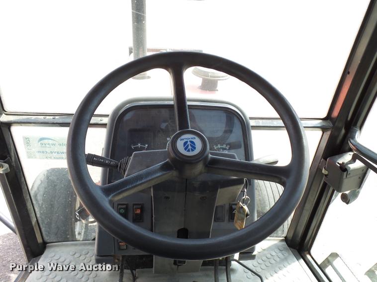 image for item L2672 1997 New Holland 5640SL tractor