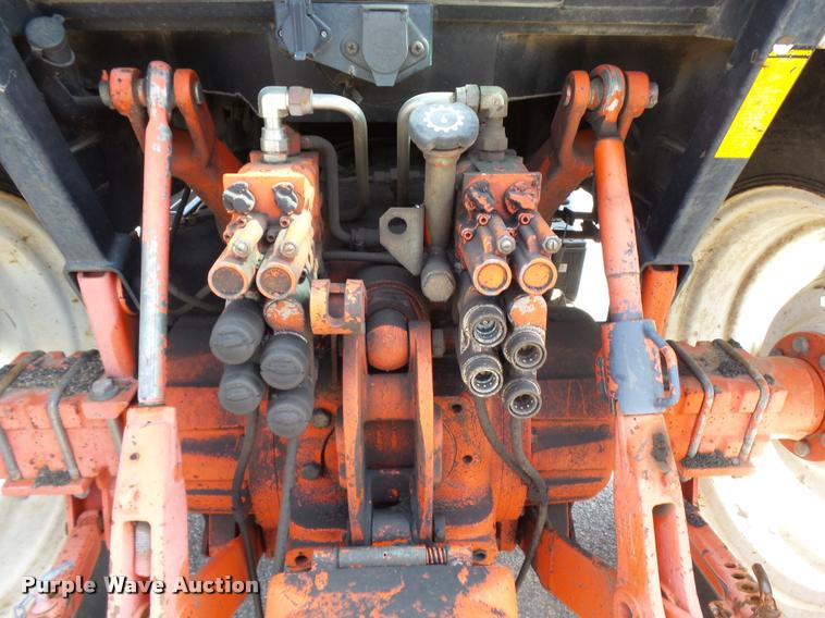 image for item L2672 1997 New Holland 5640SL tractor