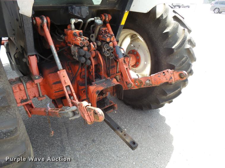 image for item L2672 1997 New Holland 5640SL tractor