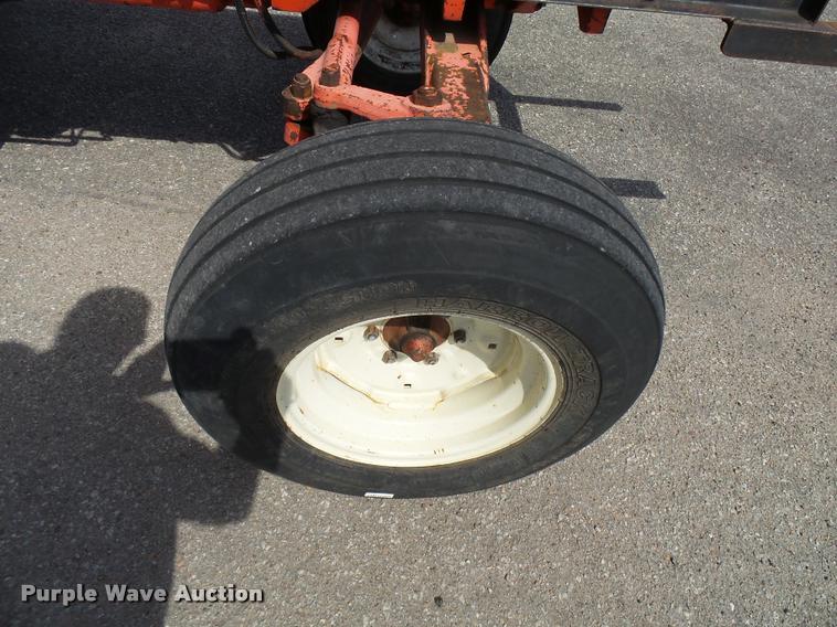 image for item L2672 1997 New Holland 5640SL tractor