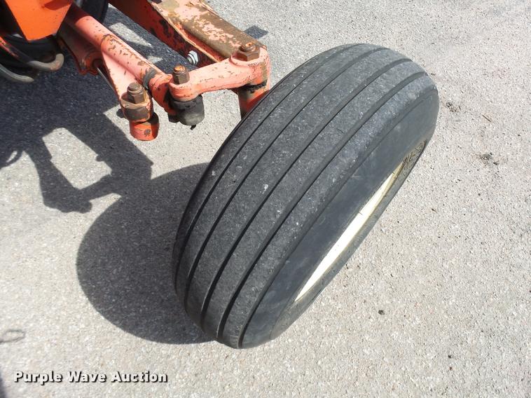 image for item L2672 1997 New Holland 5640SL tractor