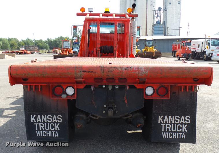 image for item L2673 1996 Ford LNT9000 flatbed truck