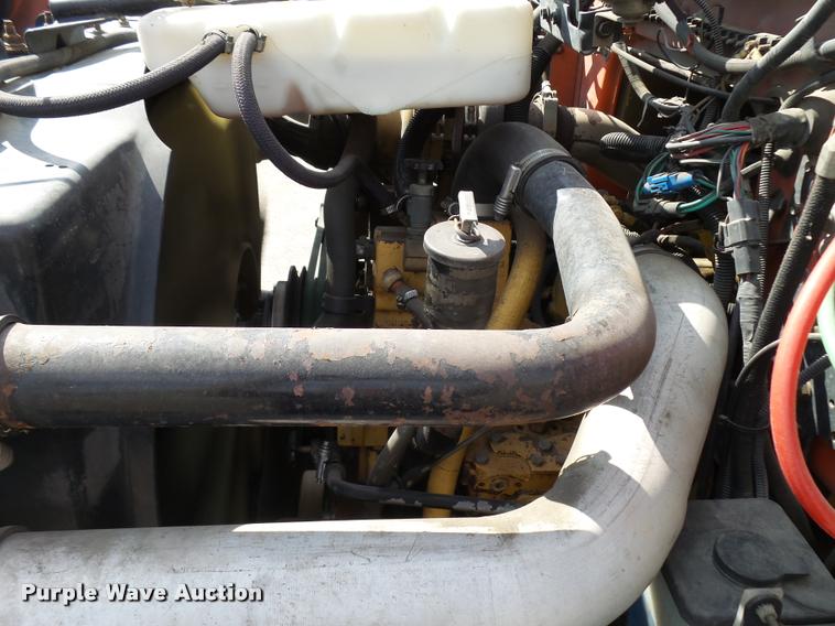 image for item L2673 1996 Ford LNT9000 flatbed truck