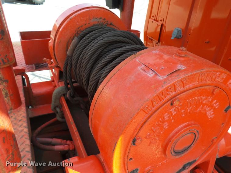 image for item L2673 1996 Ford LNT9000 flatbed truck