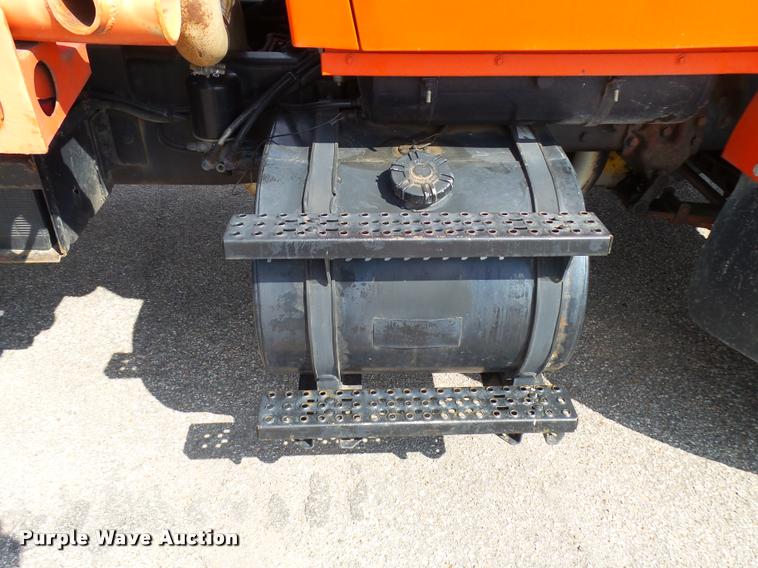 image for item L2673 1996 Ford LNT9000 flatbed truck