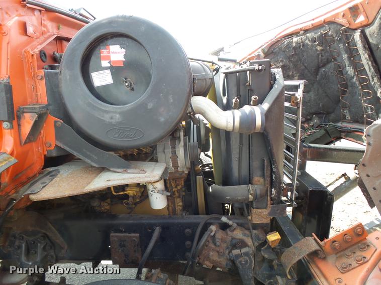 image for item L2674 1997 Ford LNT9000 flatbed truck