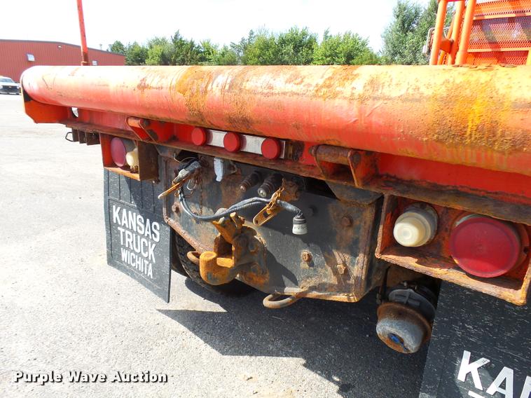 image for item L2674 1997 Ford LNT9000 flatbed truck