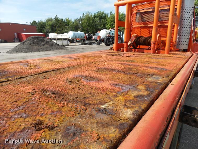 image for item L2674 1997 Ford LNT9000 flatbed truck