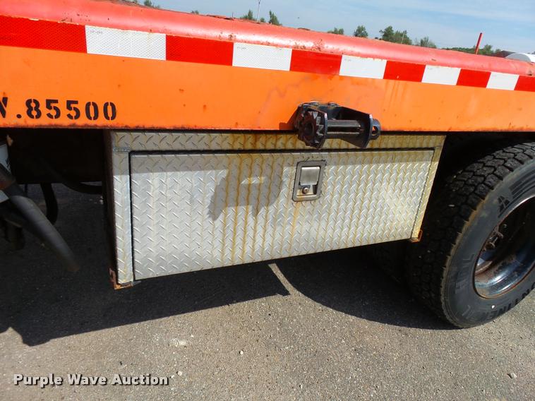 image for item L2674 1997 Ford LNT9000 flatbed truck