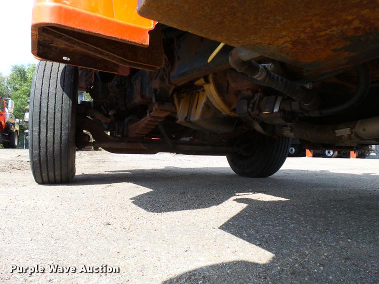 image for item L2674 1997 Ford LNT9000 flatbed truck