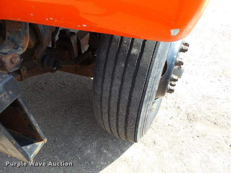 image for item L2674 1997 Ford LNT9000 flatbed truck