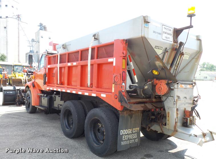 image for item L2675 2001 Sterling L7500 dump truck