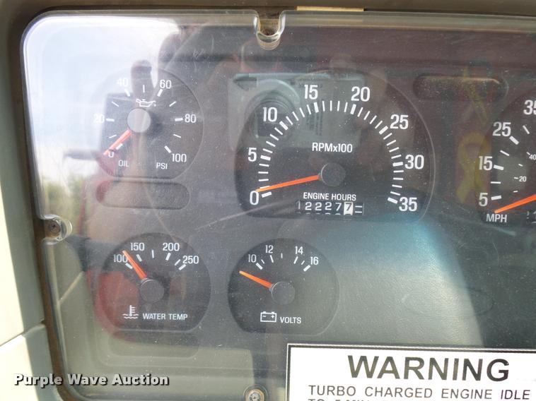 image for item L2675 2001 Sterling L7500 dump truck