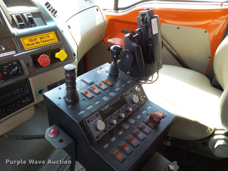 image for item L2675 2001 Sterling L7500 dump truck