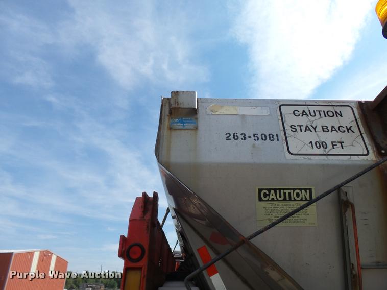 image for item L2675 2001 Sterling L7500 dump truck