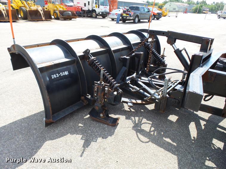 image for item L2675 2001 Sterling L7500 dump truck