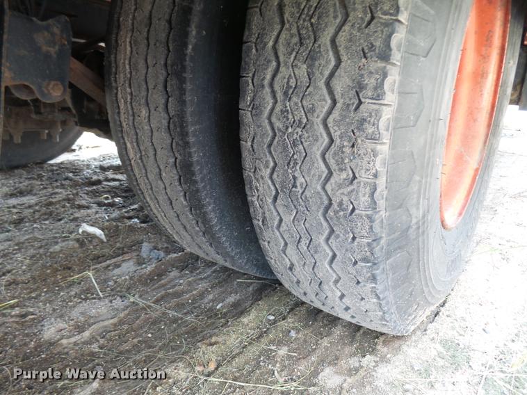 image for item L2677 1998 Landoll tilt deck equipment trailer