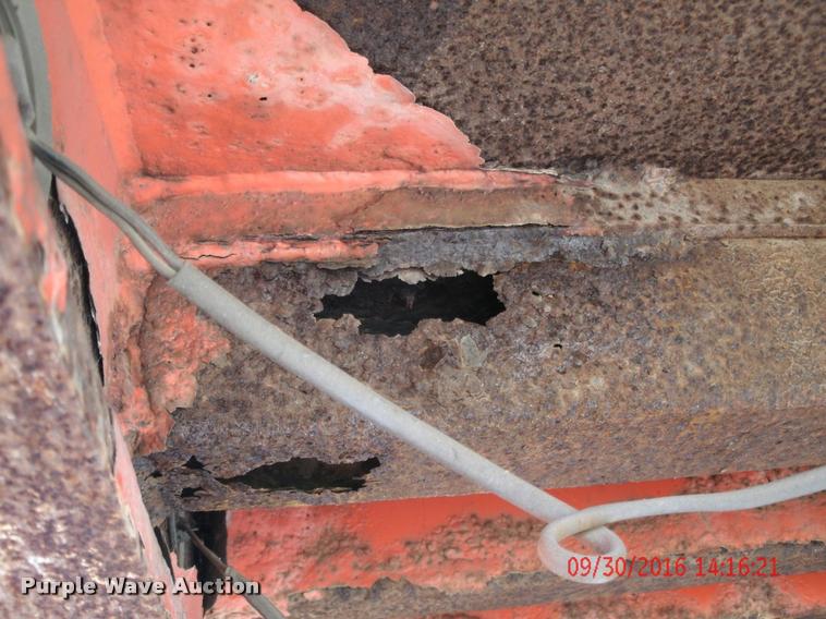 image for item L2677 1998 Landoll tilt deck equipment trailer