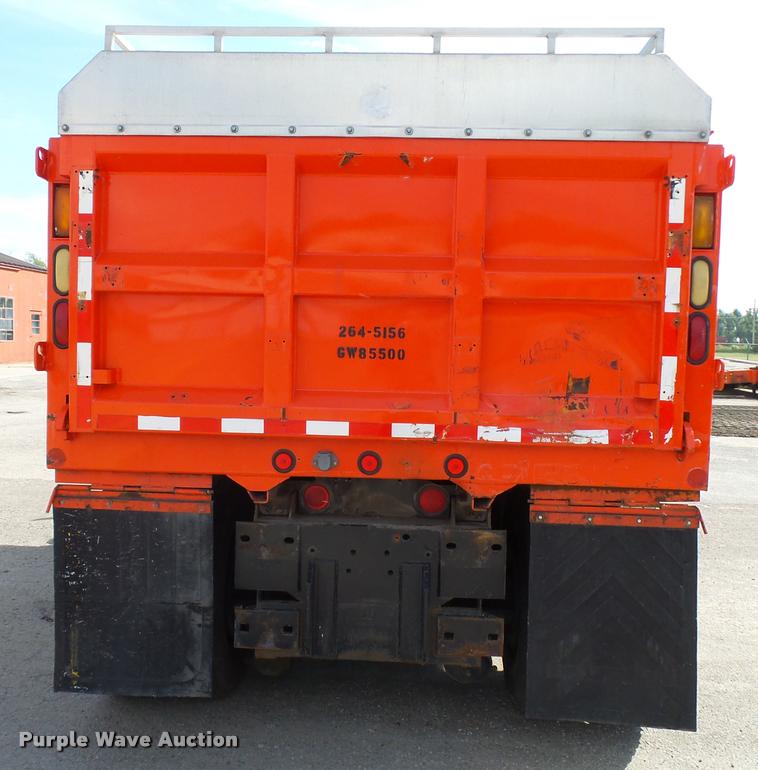 image for item L2685 1997 International 4900 dump truck