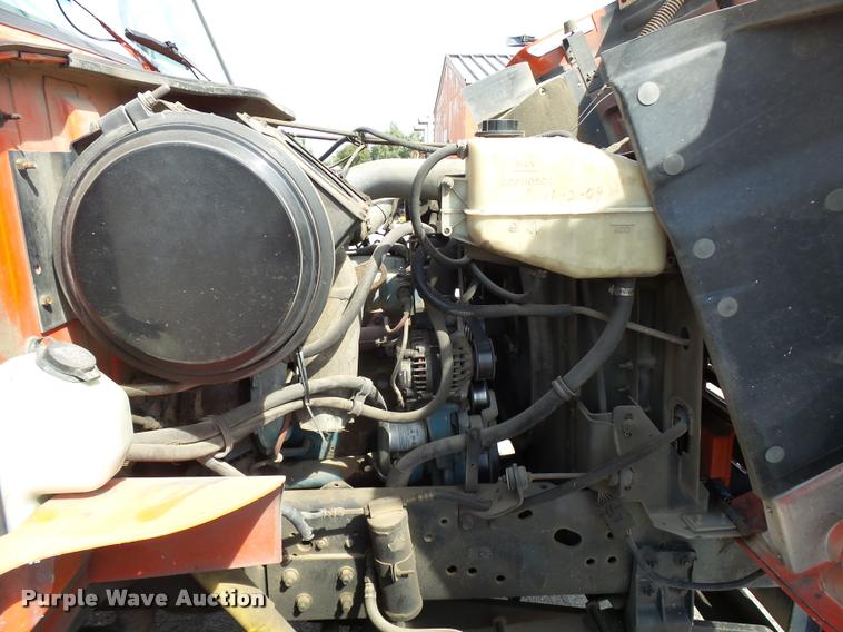 image for item L2685 1997 International 4900 dump truck