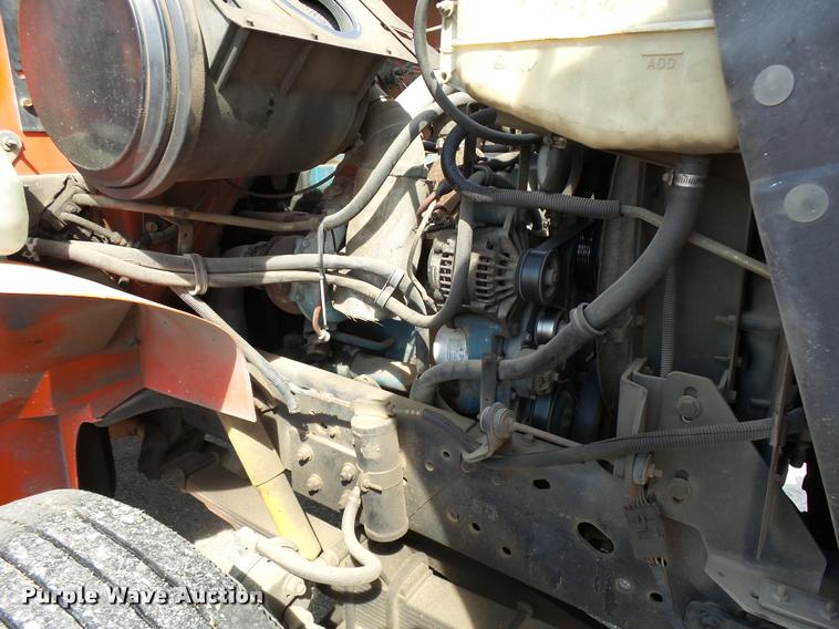 image for item L2685 1997 International 4900 dump truck