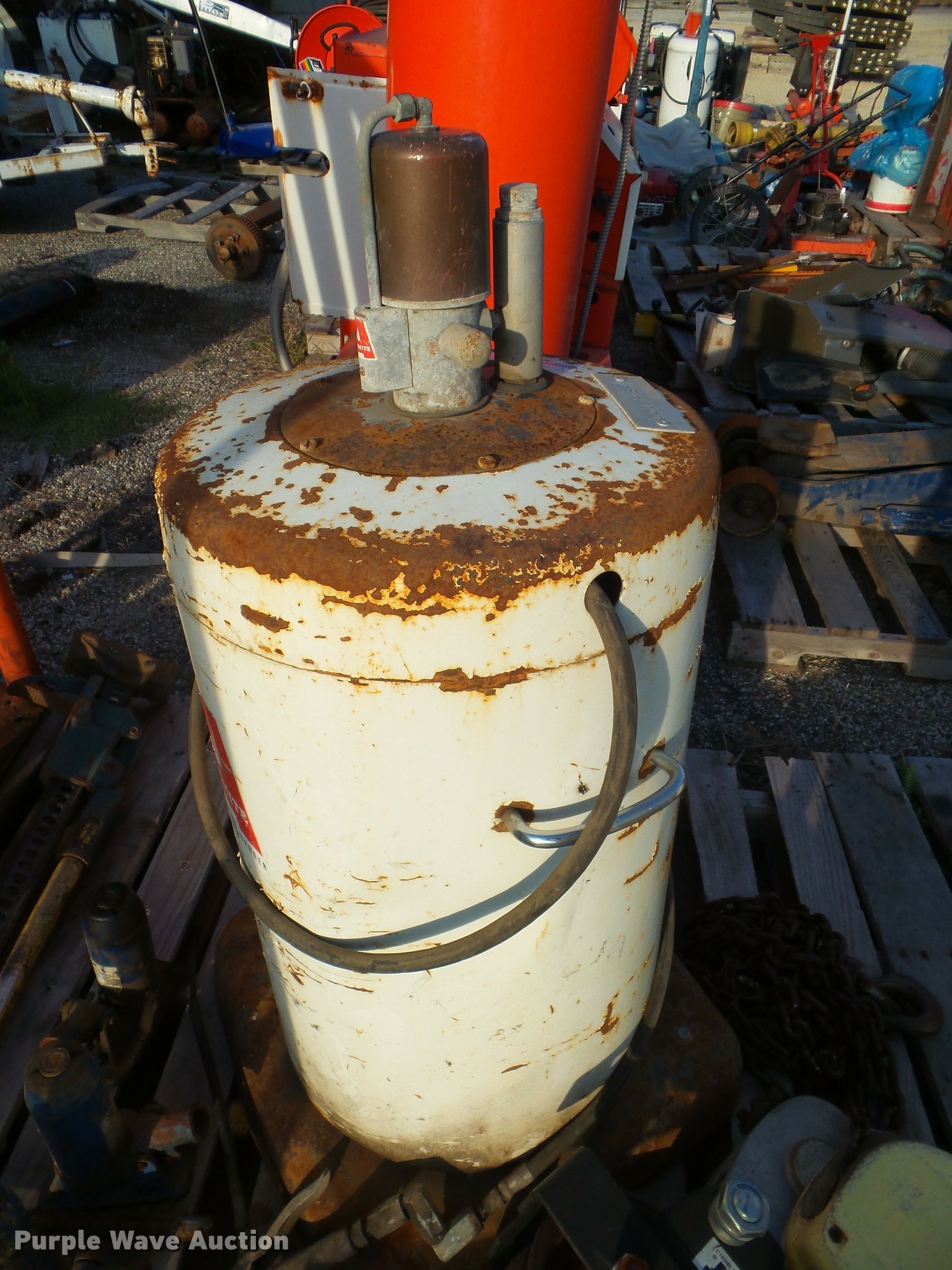 1948 Alemite C8502-4 chassis lubricator in Hutchinson, KS | Item AP9665 ...