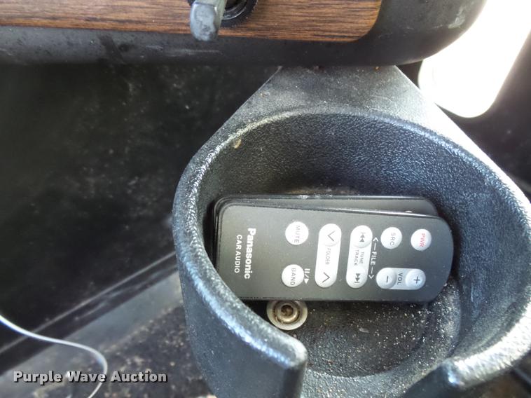 image for item AL9105 2001 Freightliner Classic XL Limited semi truck